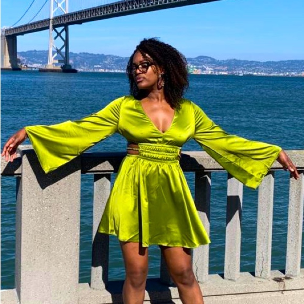 Long sleeve satin green dress